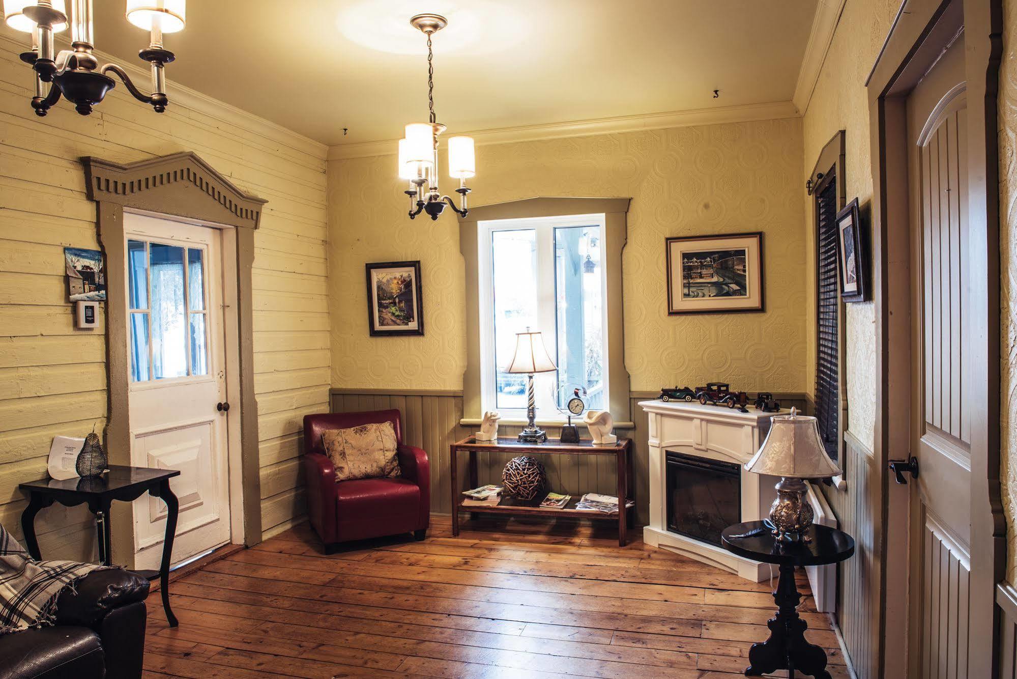 L'Authentique Auberge De Charlevoix Les Éboulements Buitenkant foto
